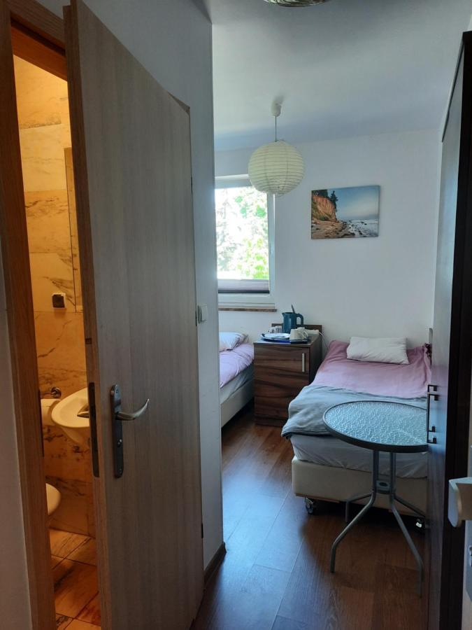Проживання в сім'ї Amber House Гданськ