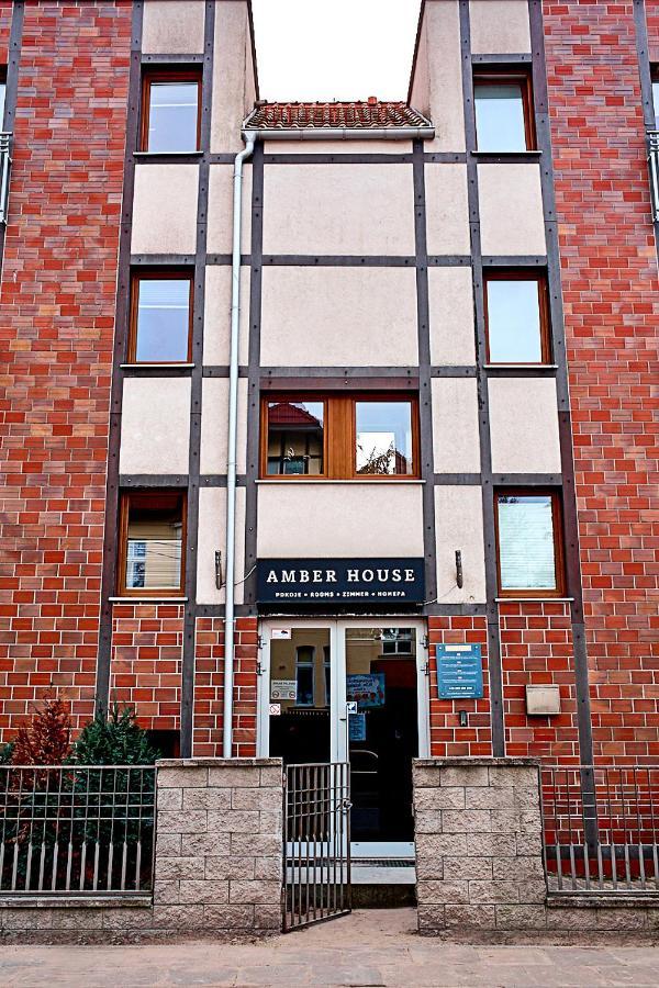 Amber House Проживання в сім'ї *